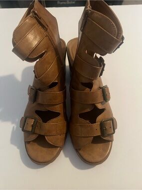 Vintage 93 Sandals Buckle 6.5